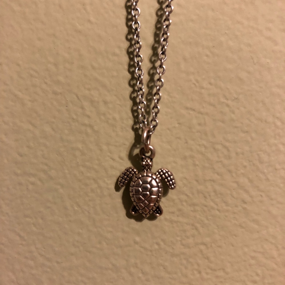 Turtle necklace